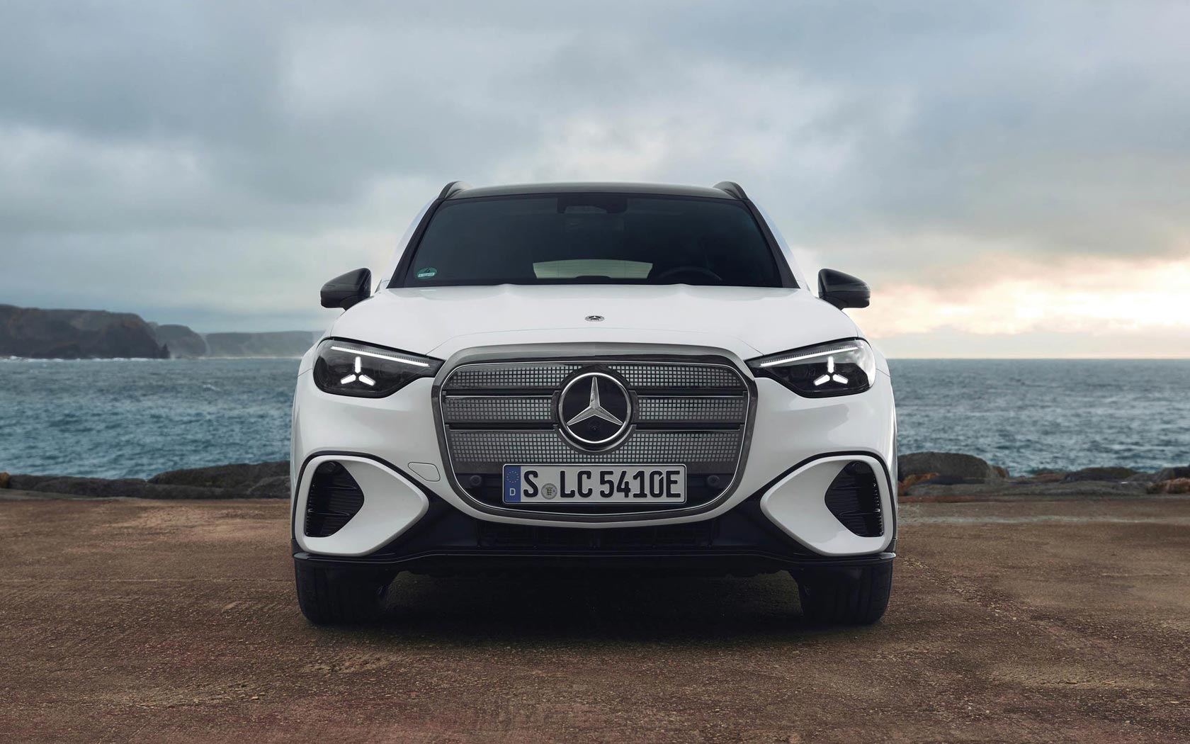 ���� Mercedes GLC EQ 