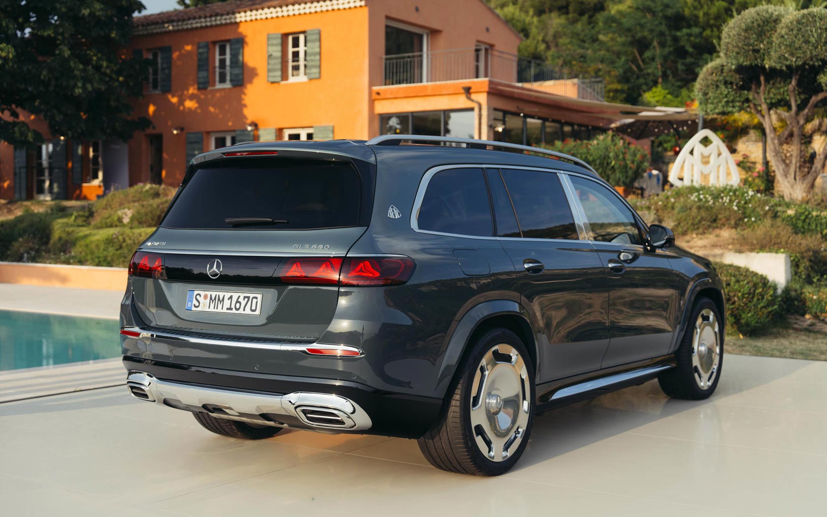 ���� Mercedes GLS 680 Maybach 