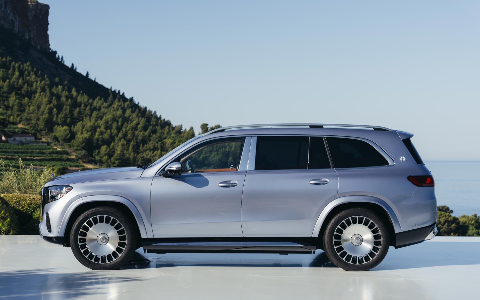 ���� Mercedes GLS 680 Maybach 