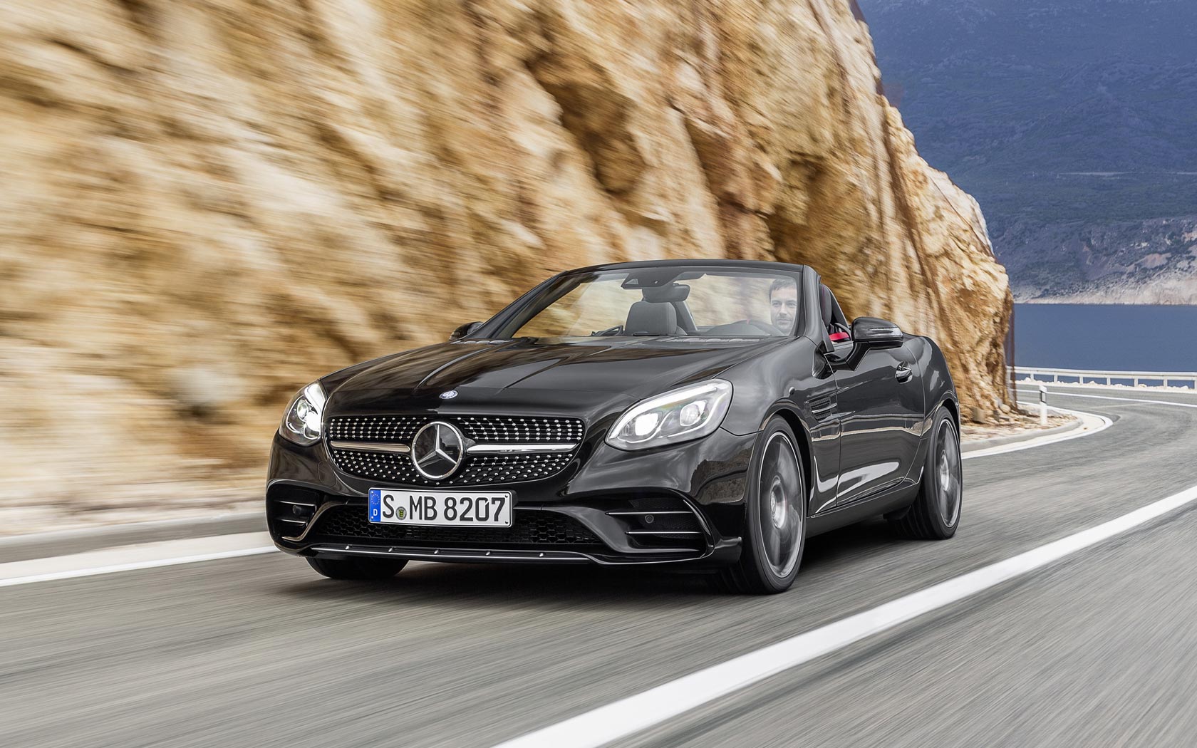  Mercedes SLC 43 AMG 