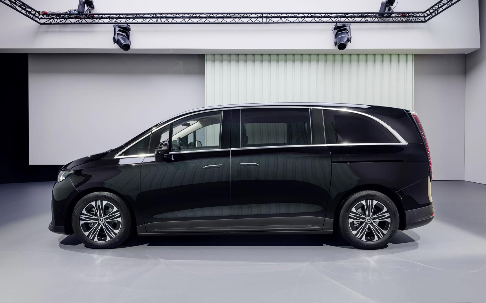 ���� Mercedes VLE 