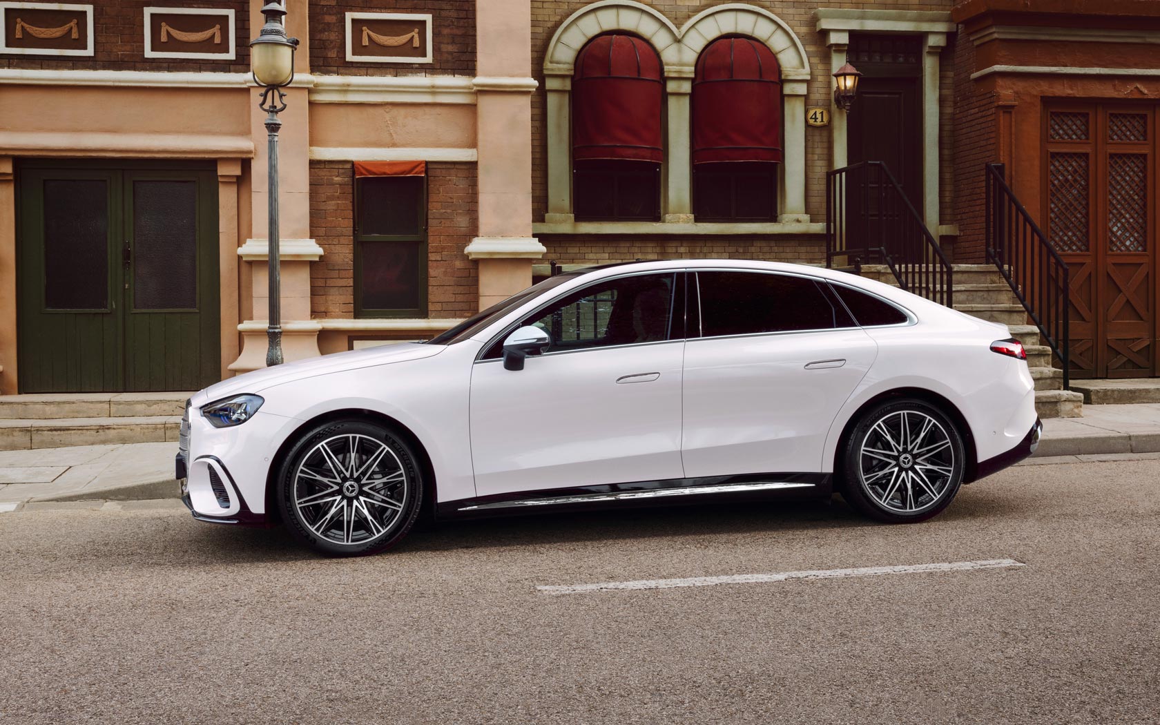 ���� Mercedes C-Class Electric 