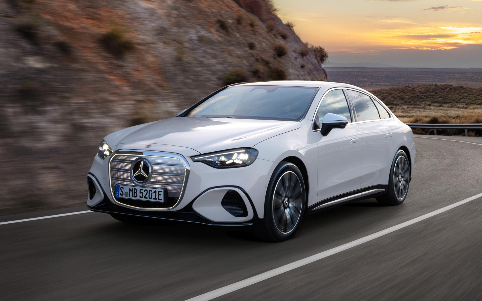 ���� Mercedes C-Class Electric 