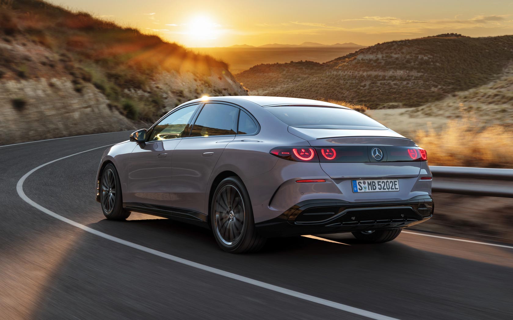 ���� Mercedes C-Class Electric 