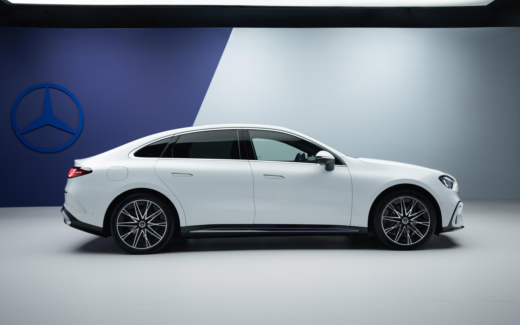 ���� Mercedes C-Class Electric 