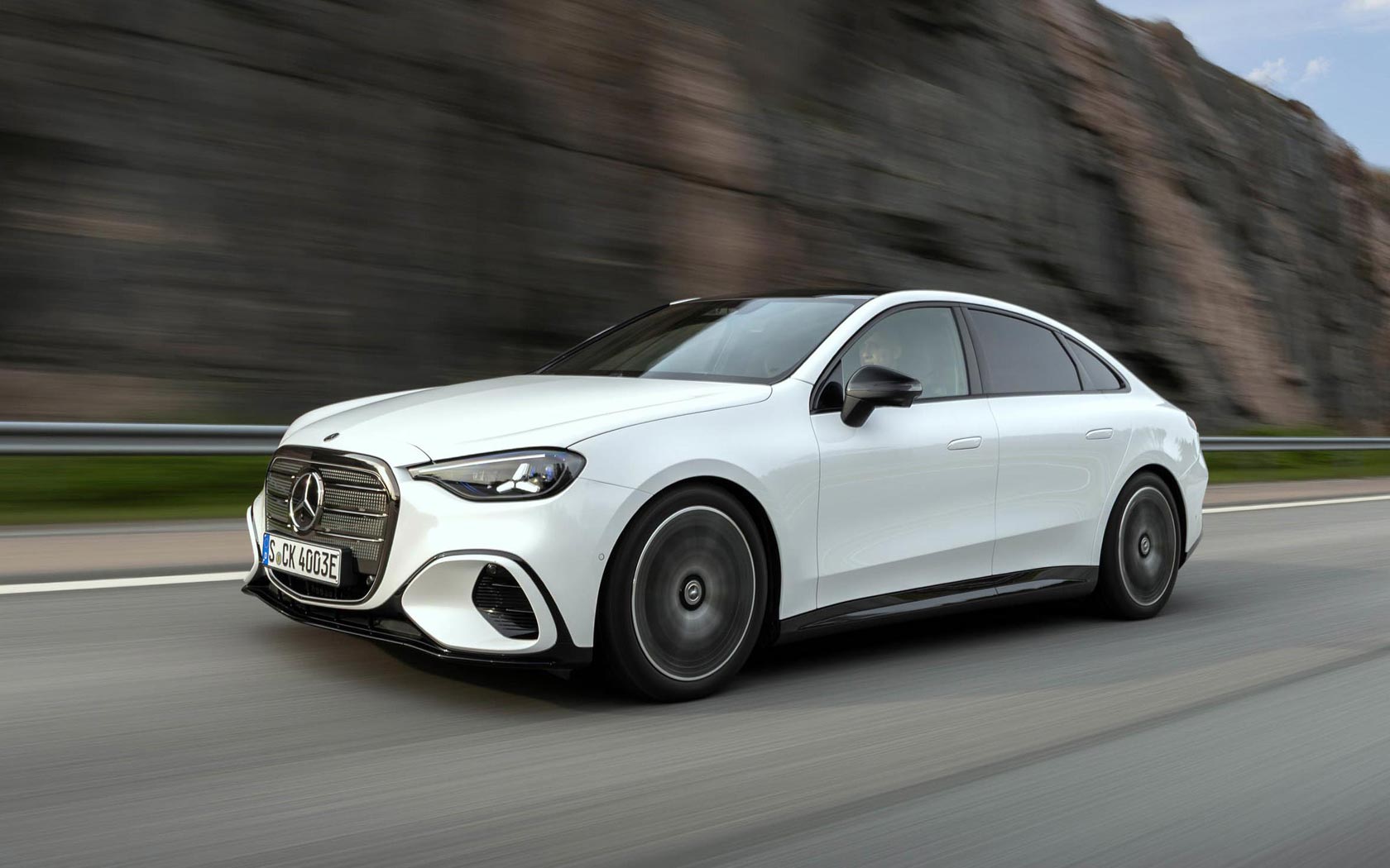 ���� Mercedes C-Class Electric 