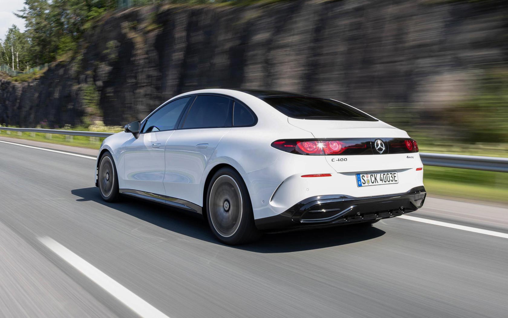 ���� Mercedes C-Class Electric 