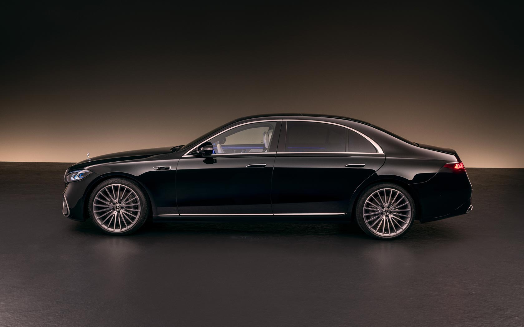 ���� Mercedes S-Class 