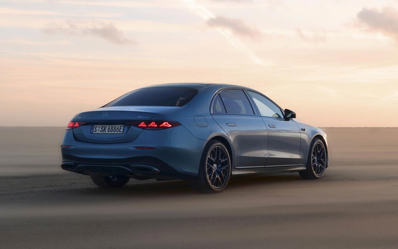 ���� Mercedes S-Class 