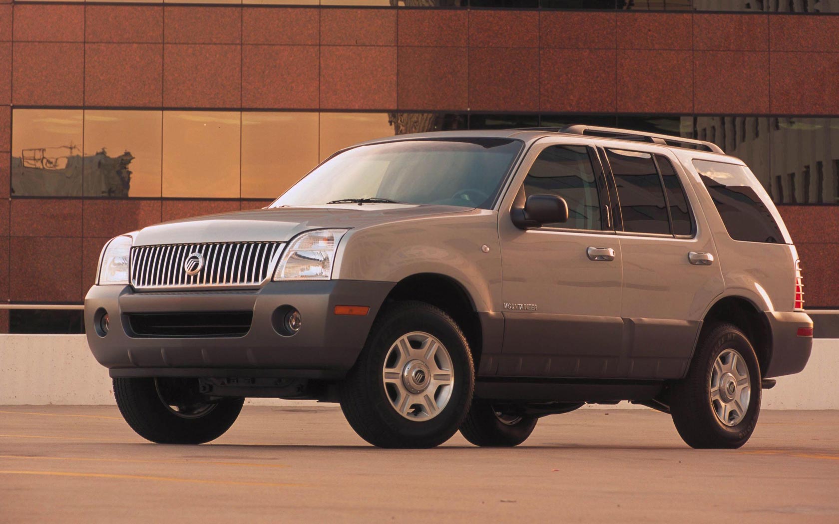  Mercury Mountaineer (2001-2005)