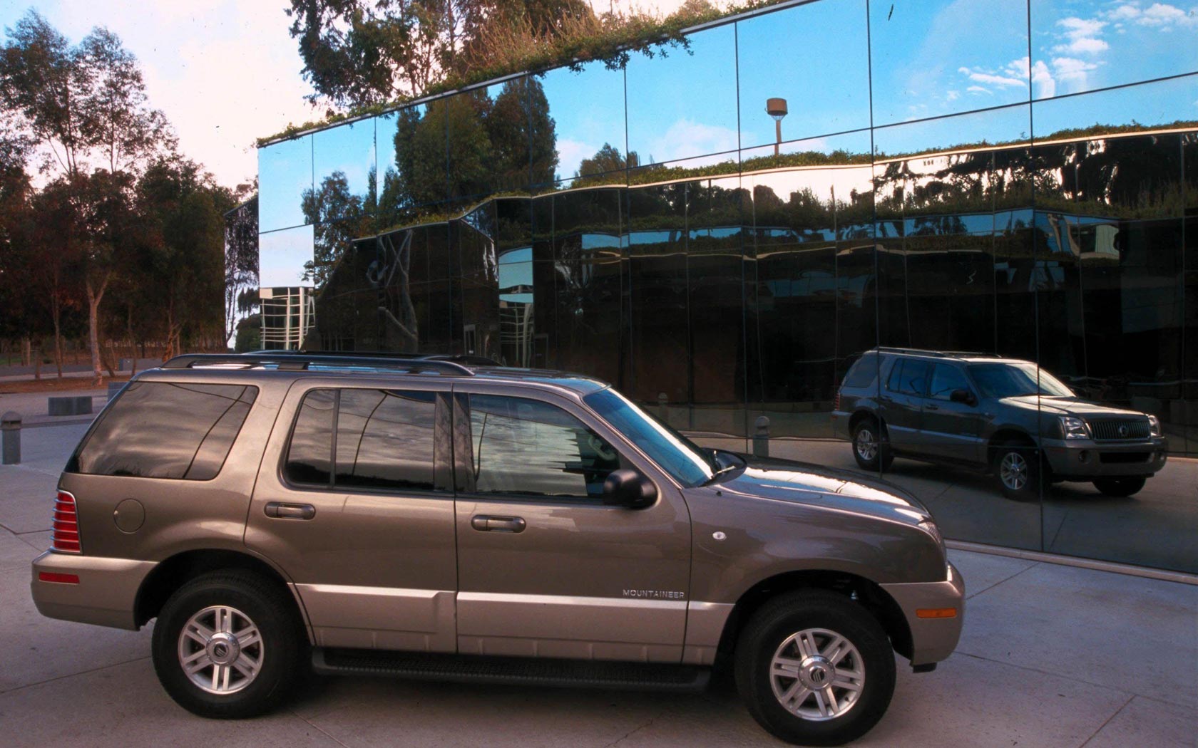  Mercury Mountaineer (2001-2005)