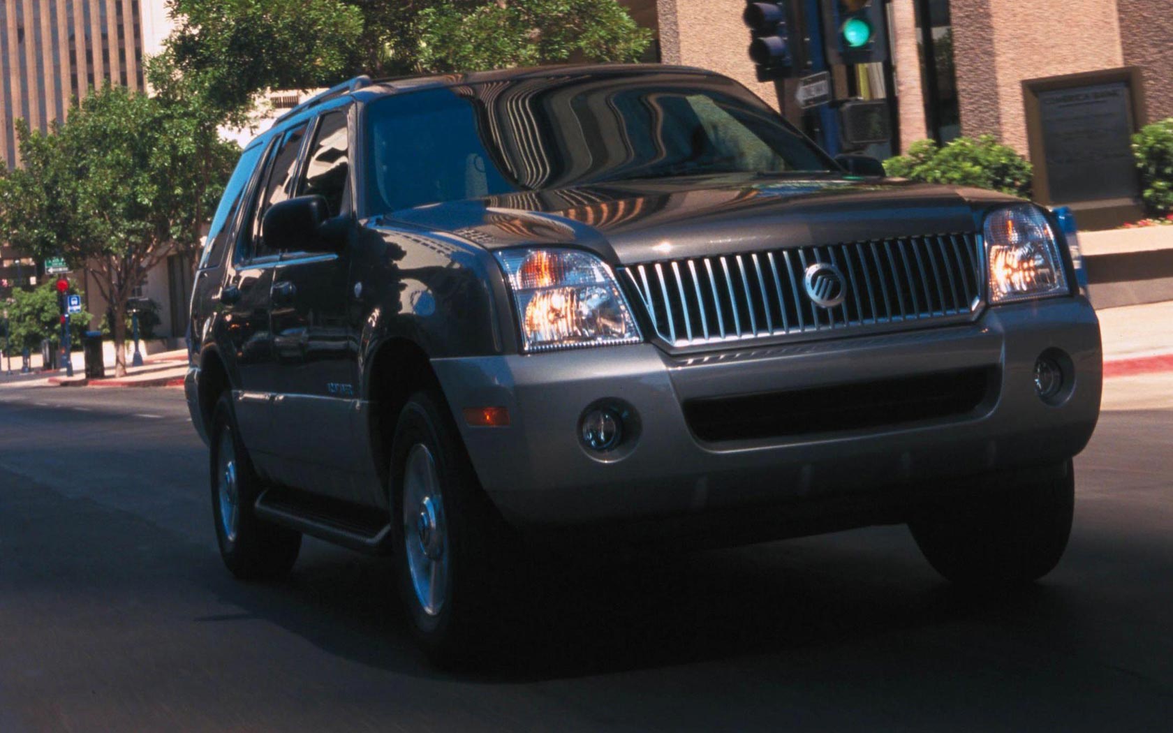  Mercury Mountaineer (2001-2005)