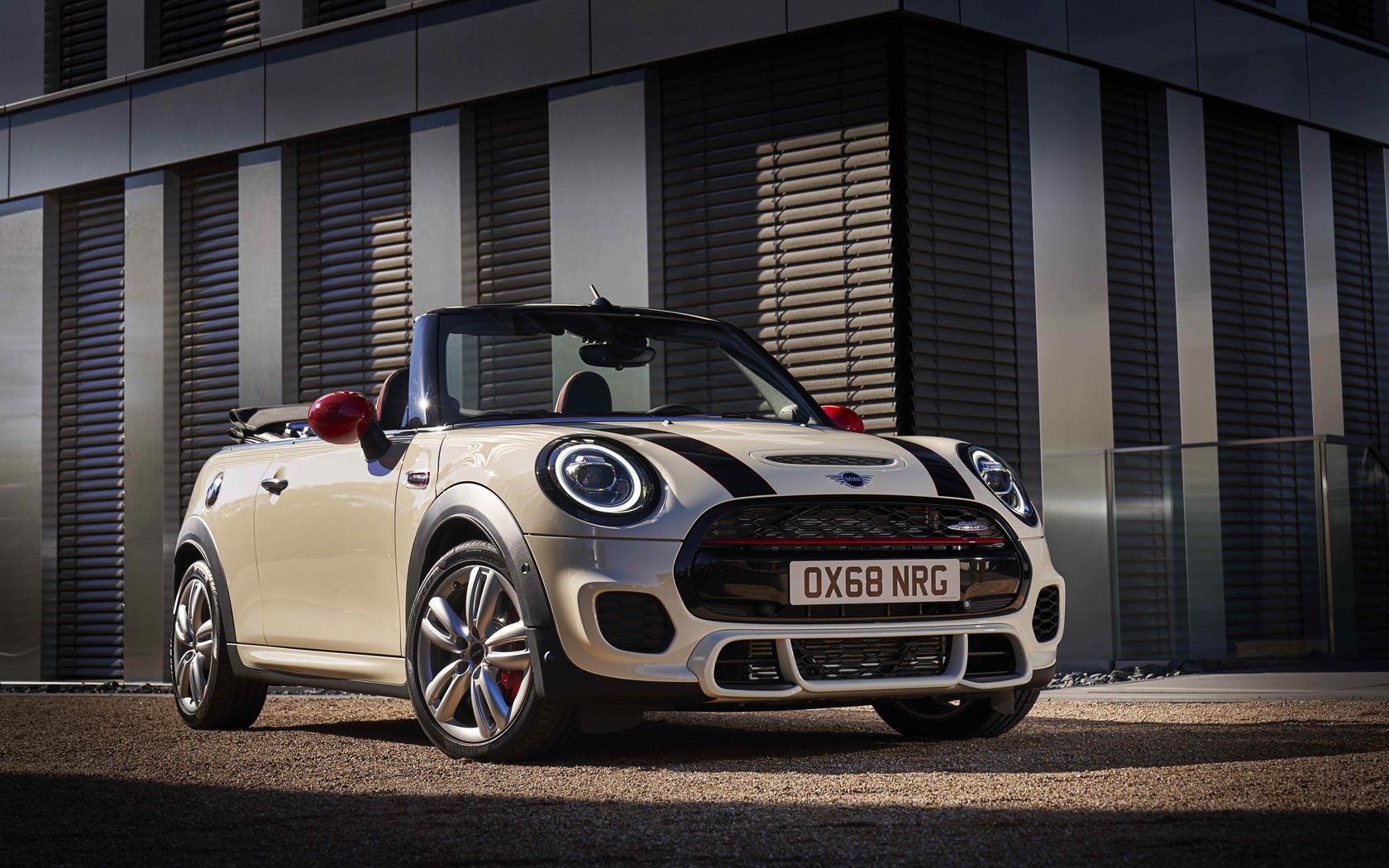  Mini Cabrio John Cooper Works 