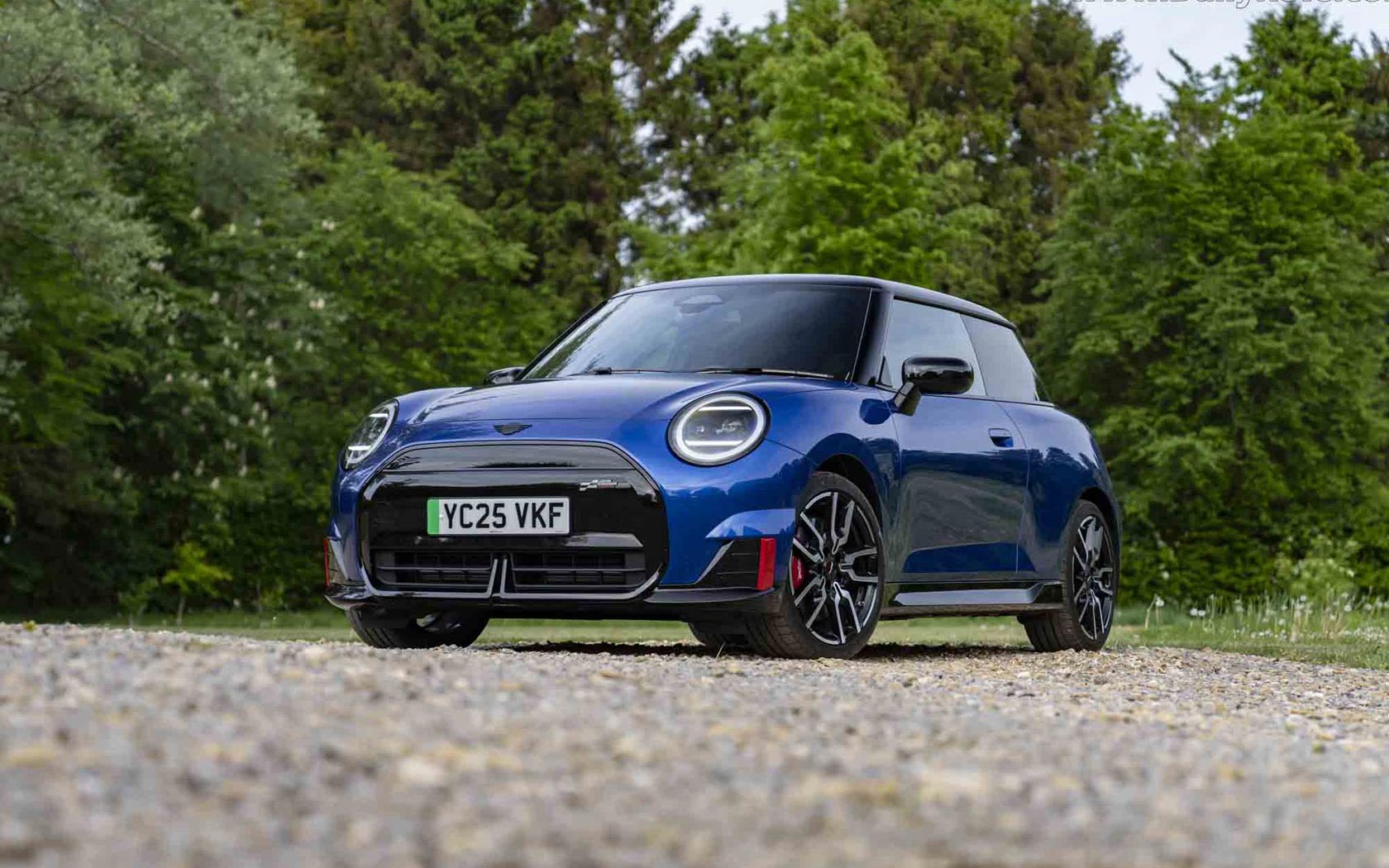  Mini John Cooper Works Electric 