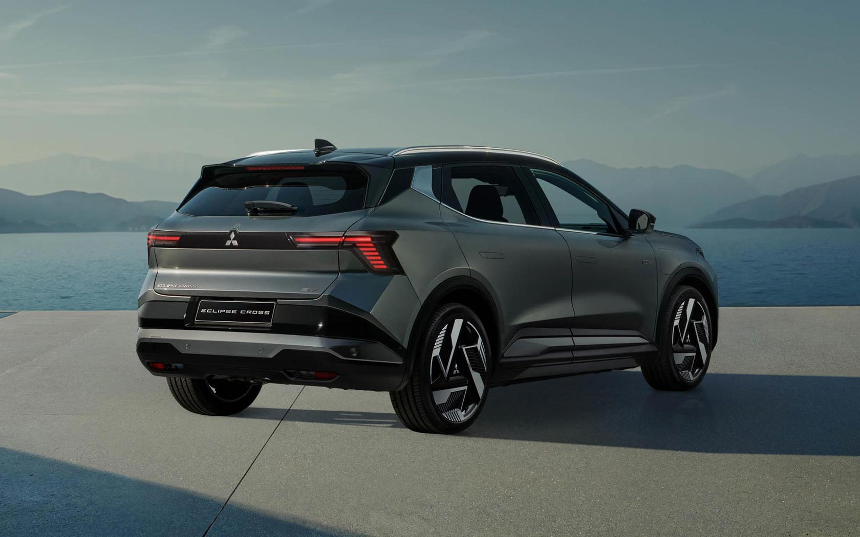  Mitsubishi Eclipse Cross 2025 