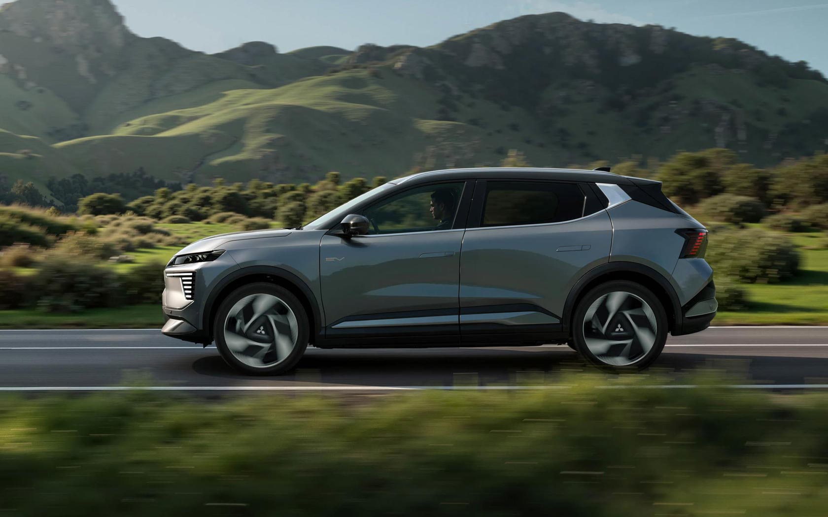  Mitsubishi Eclipse Cross 2025 