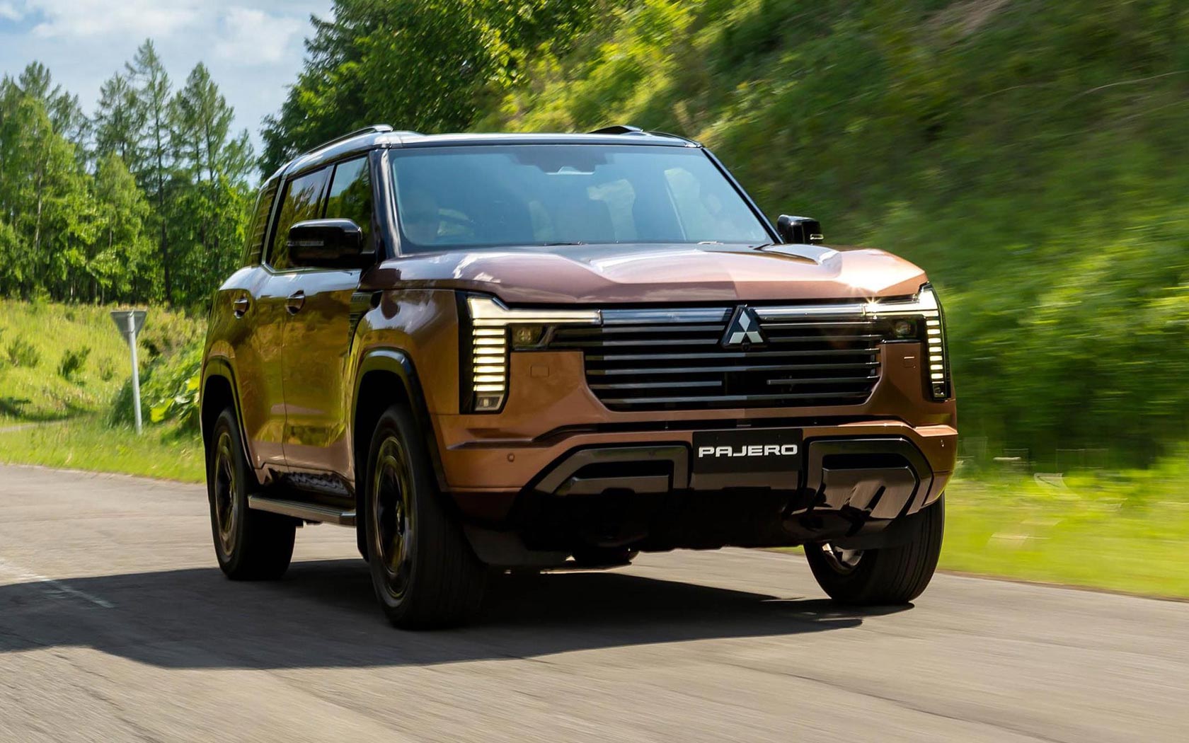 ���� Mitsubishi Pajero 