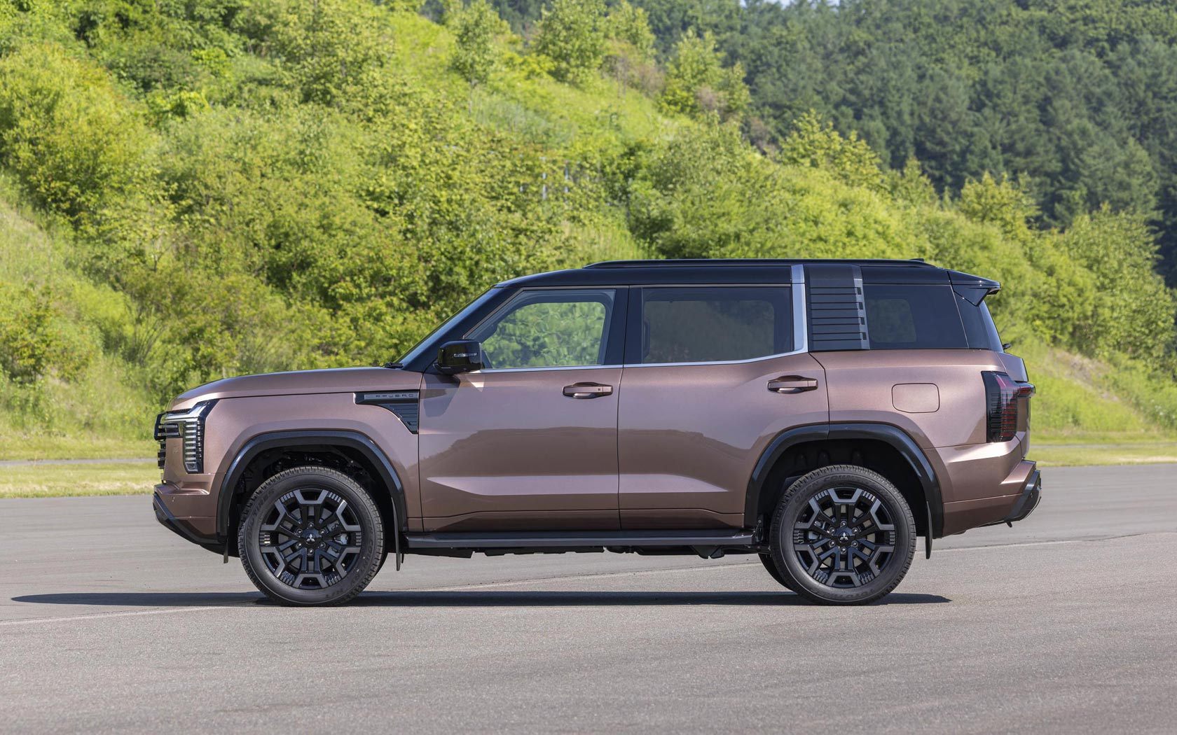 ���� Mitsubishi Pajero 