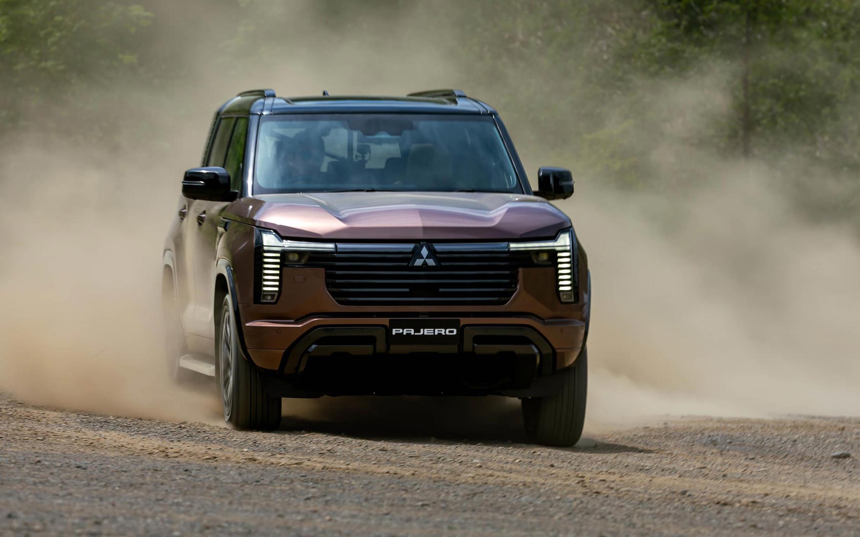 ���� Mitsubishi Pajero 