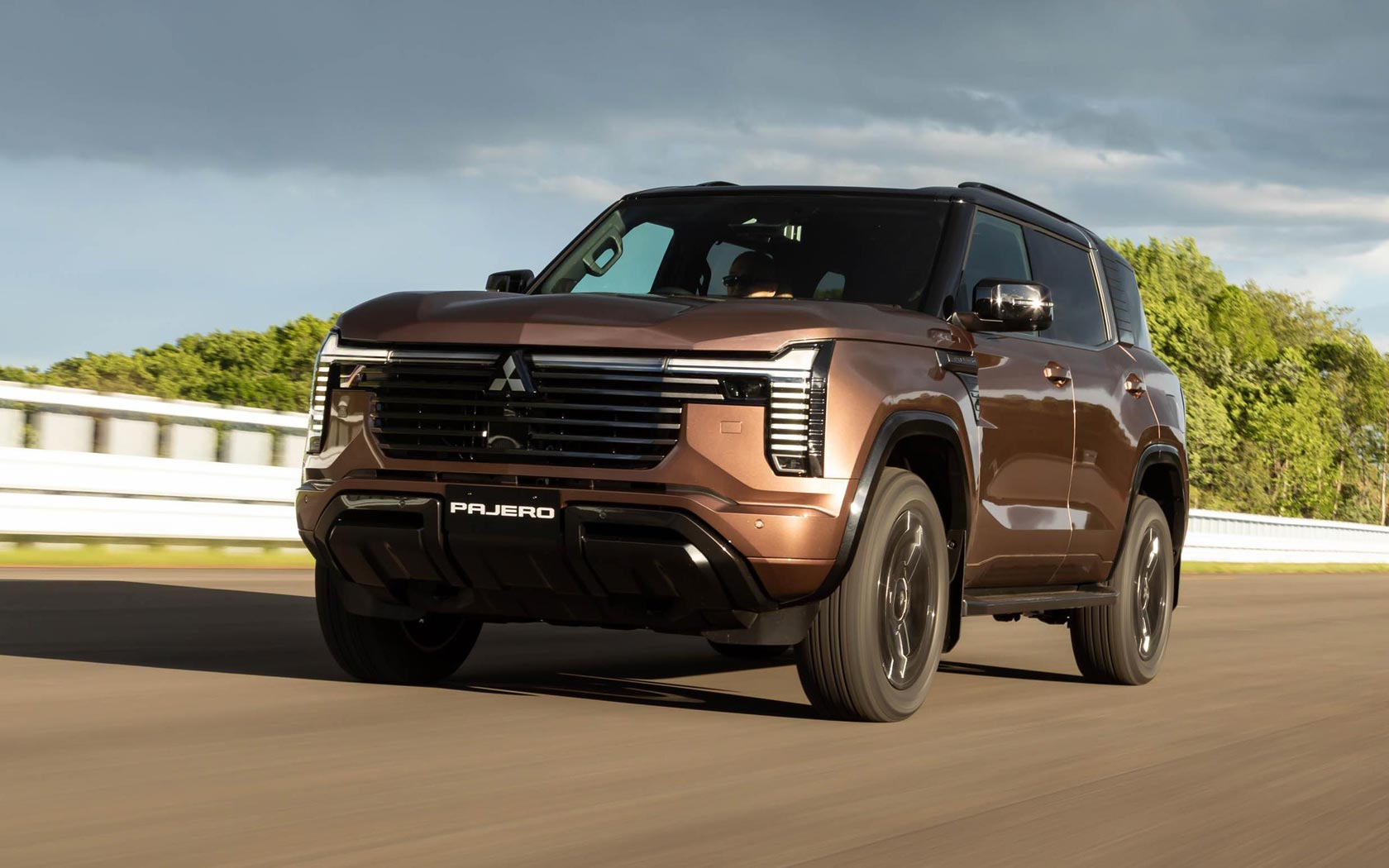���� Mitsubishi Pajero 