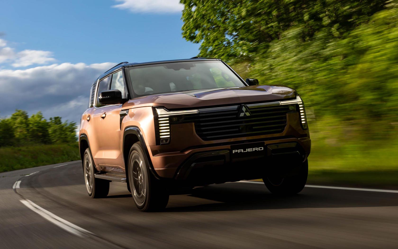 ���� Mitsubishi Pajero 