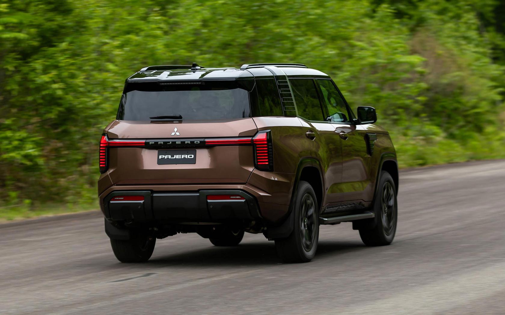 ���� Mitsubishi Pajero 