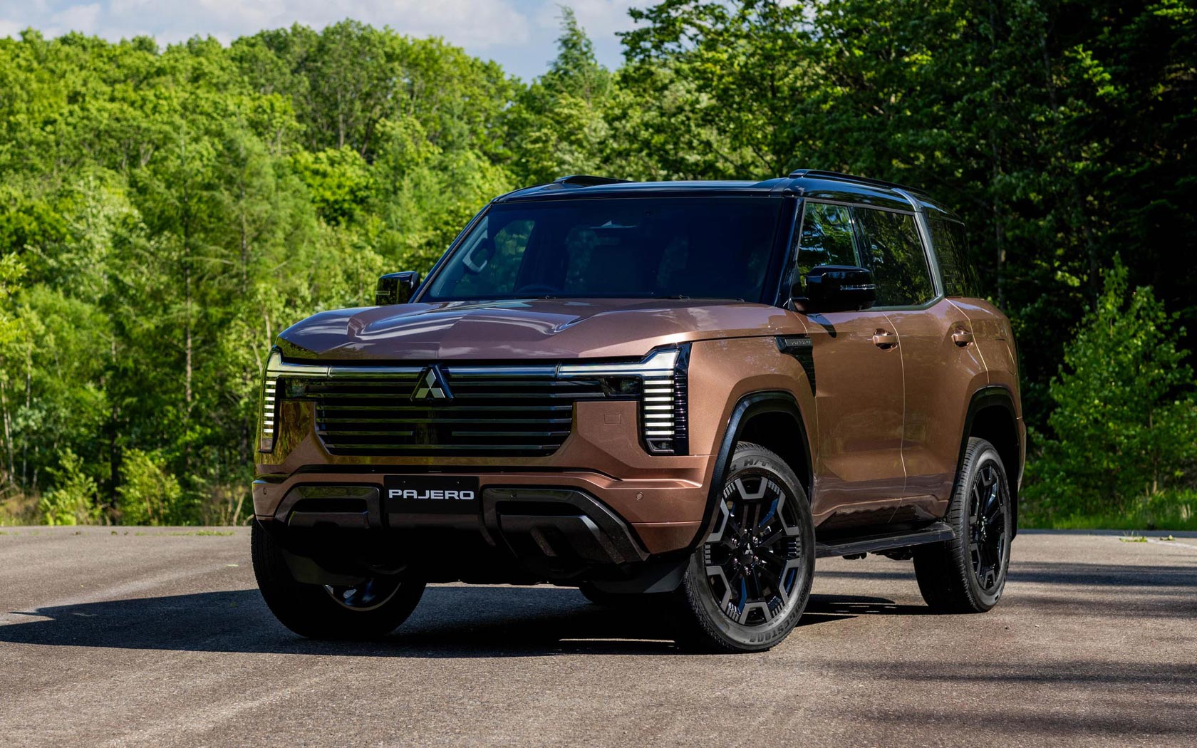 ���� Mitsubishi Pajero 