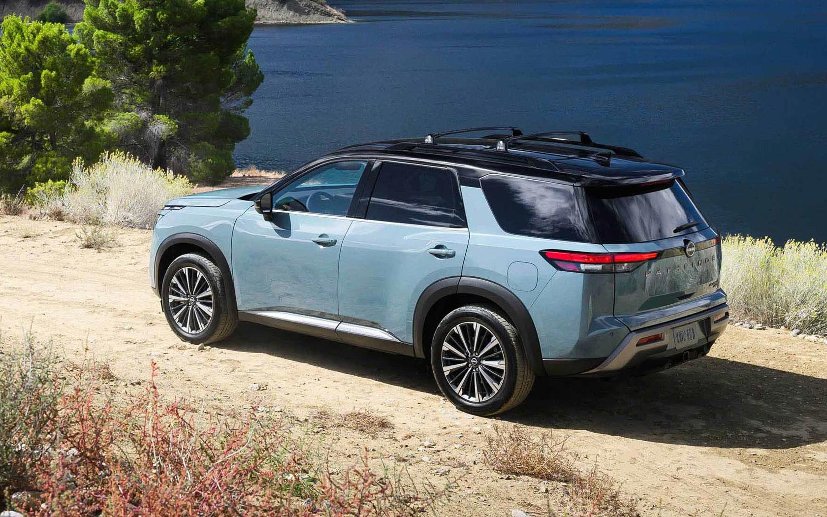 ���� Nissan Pathfinder 