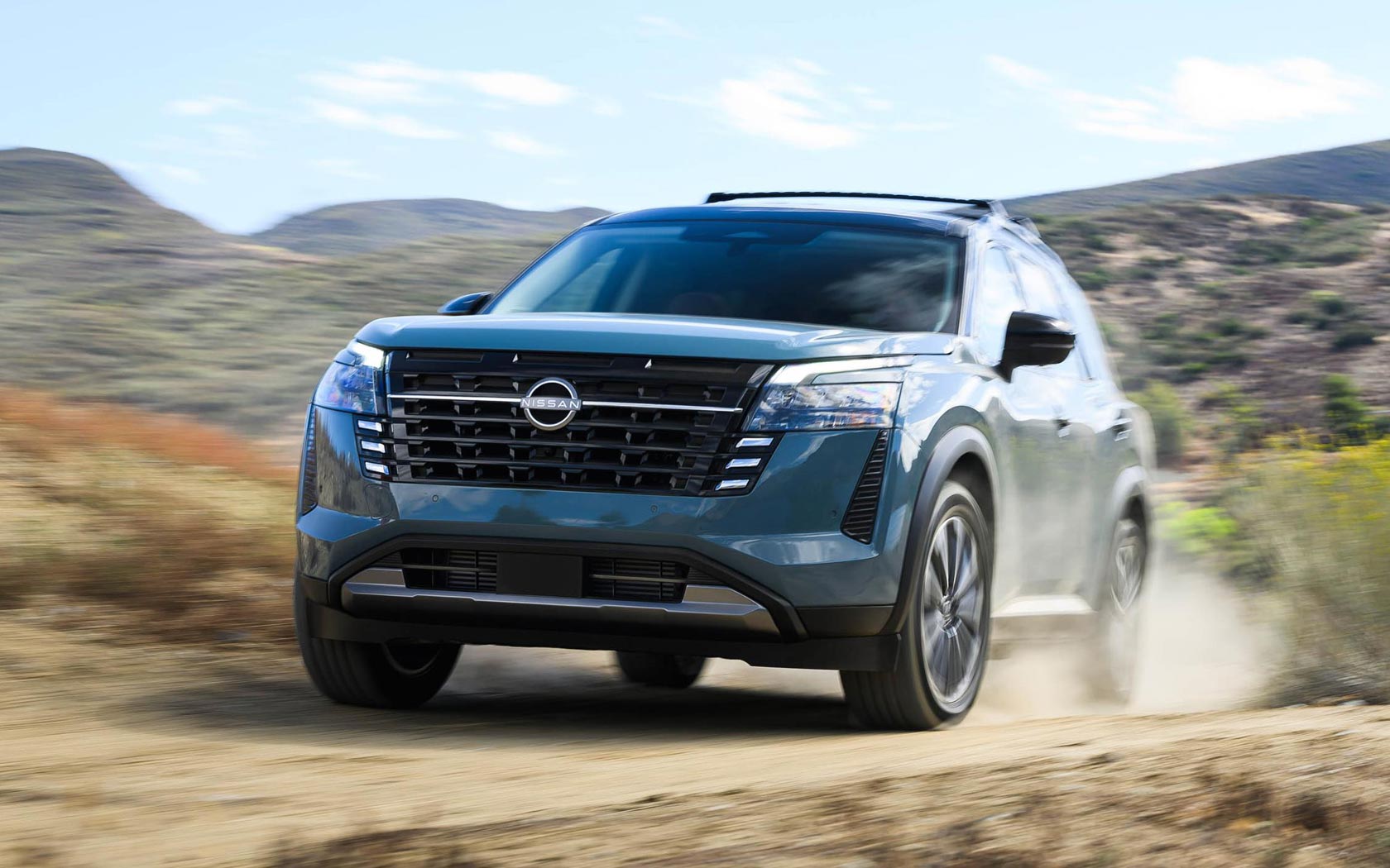 ���� Nissan Pathfinder 