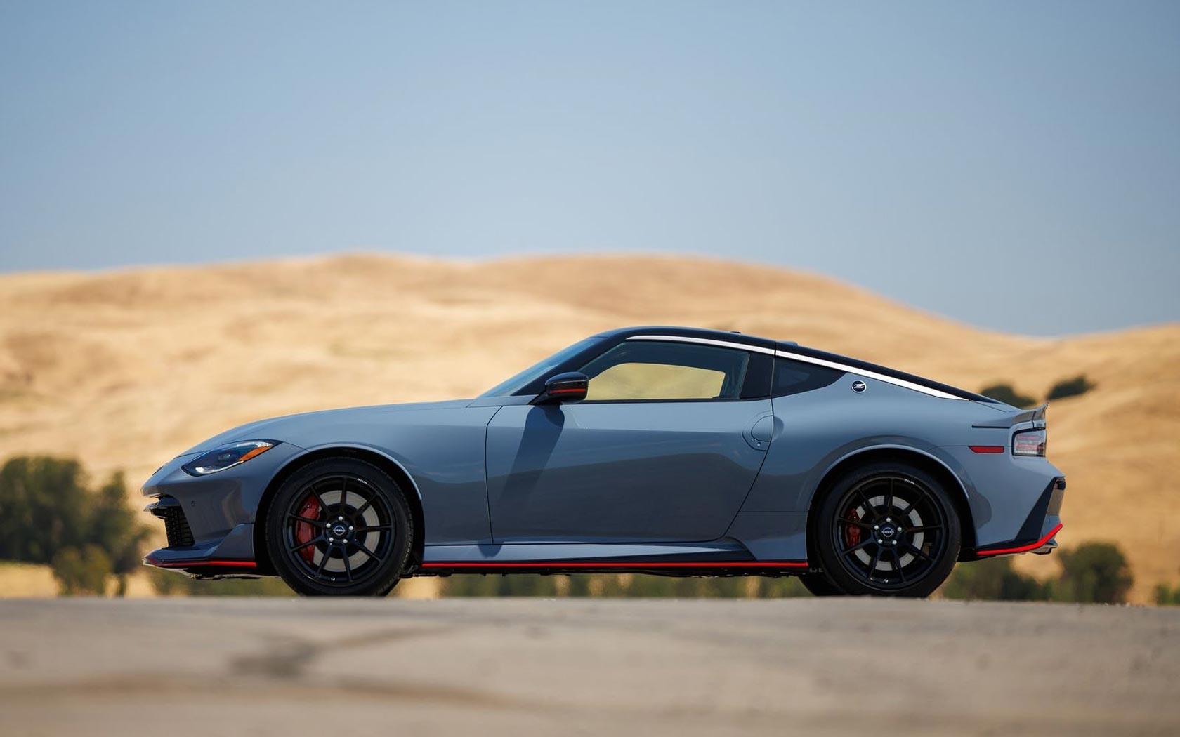  Nissan Z Nismo 