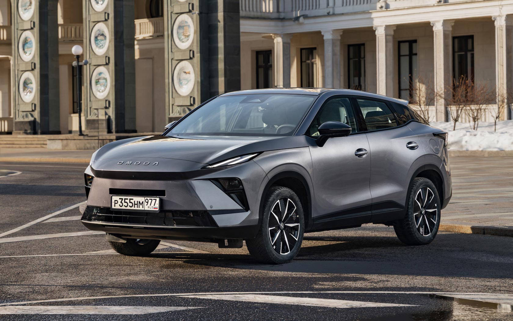 ���� Omoda C5 