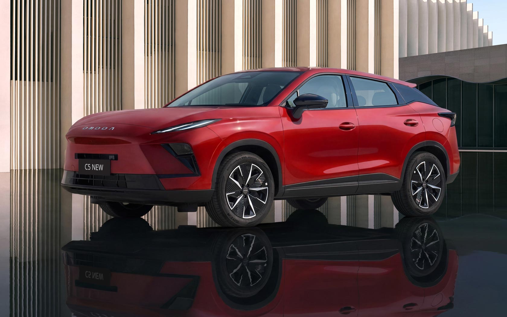 ���� Omoda C5 
