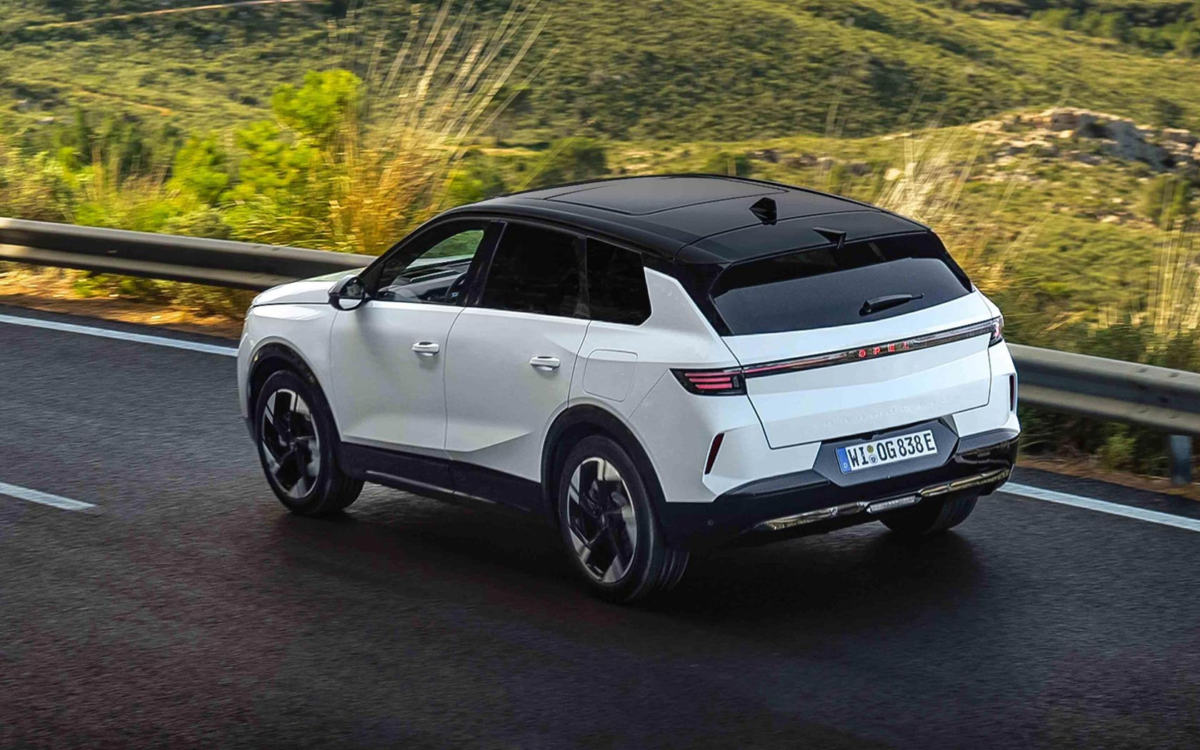  Opel Grandland 