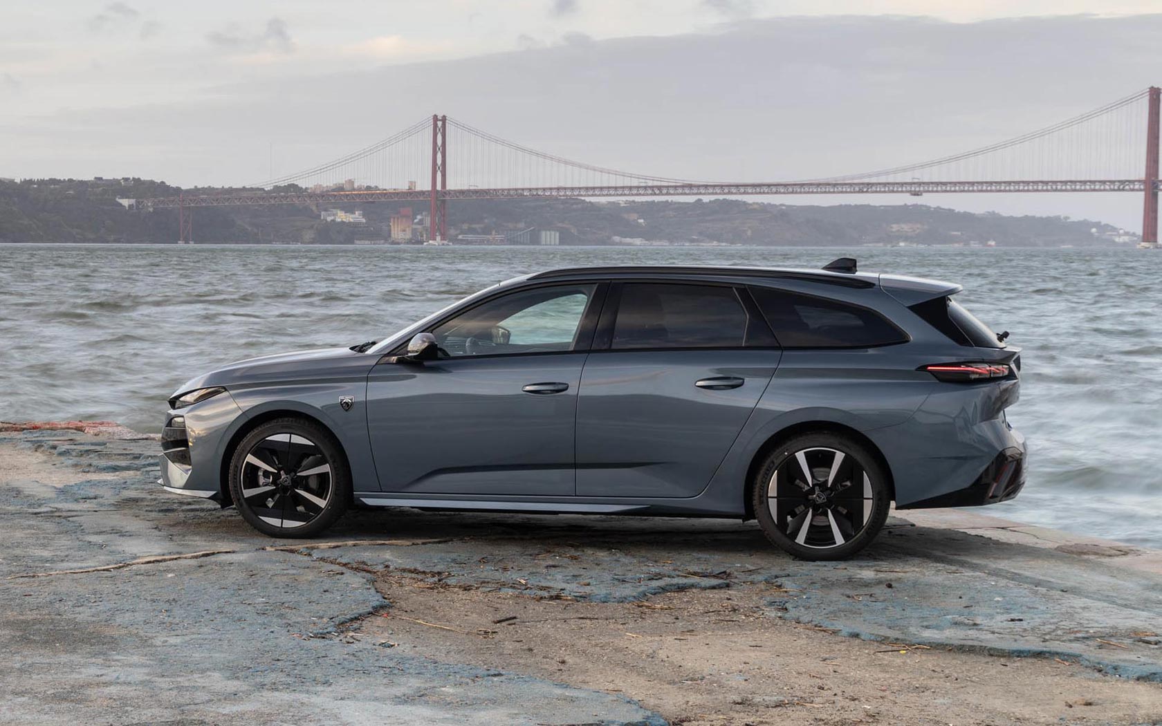 ���� Peugeot 308 SW 