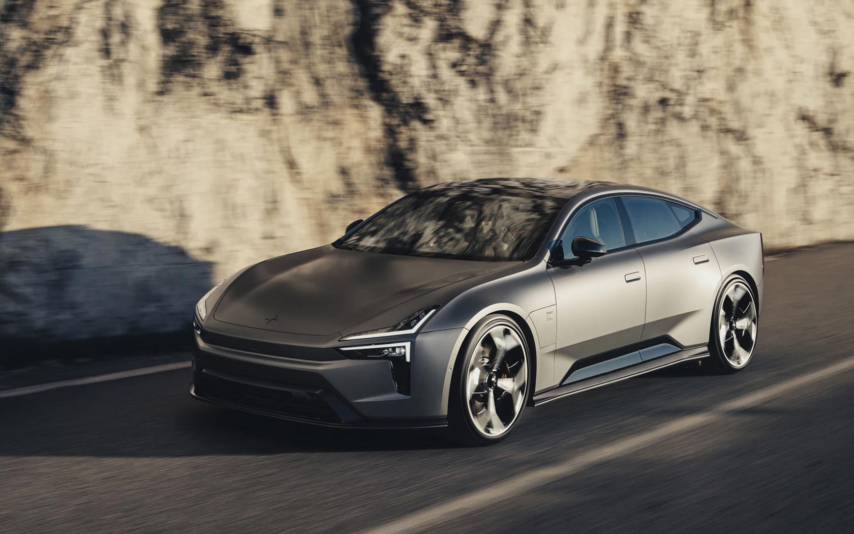  Polestar 5 