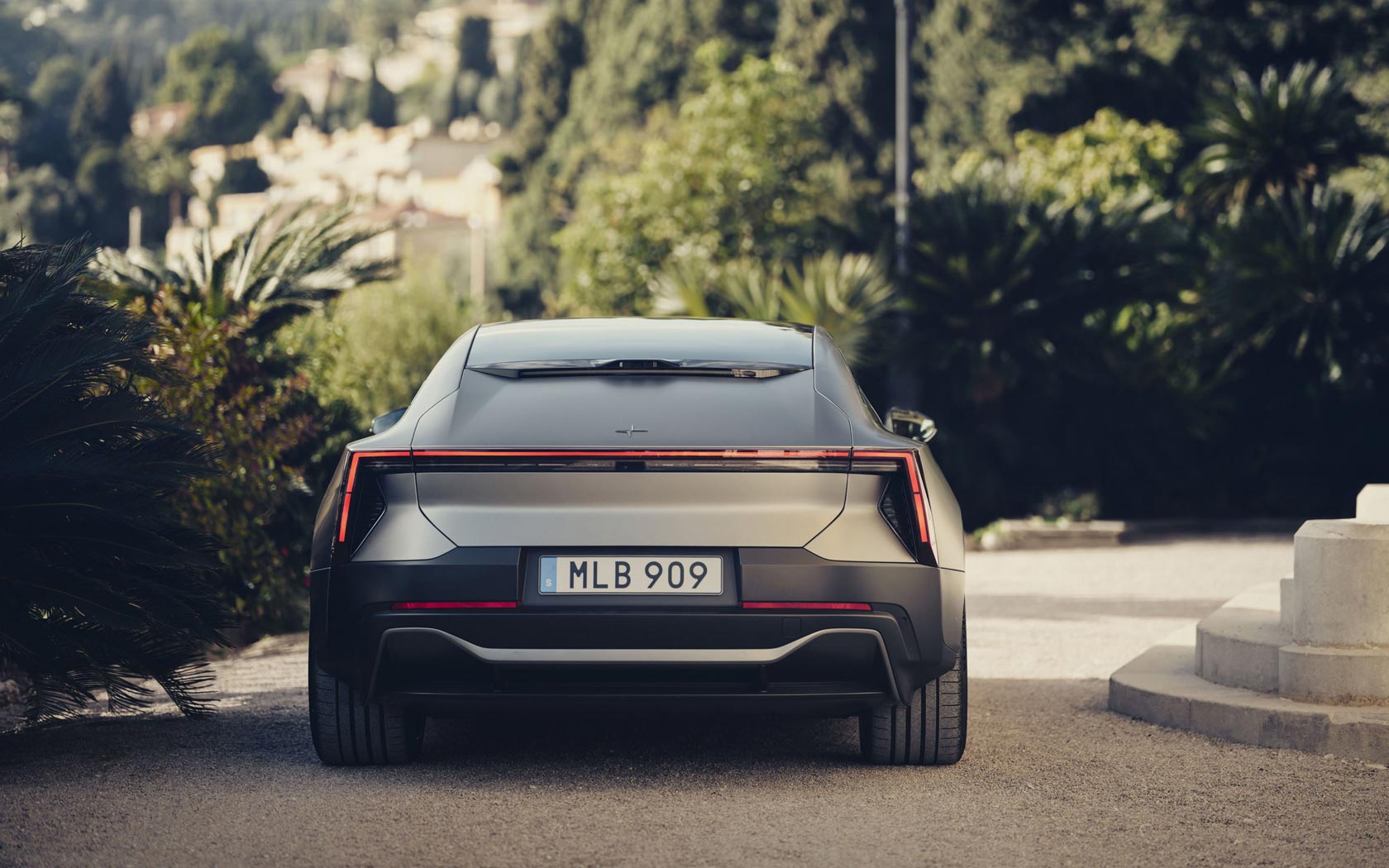  Polestar 5 