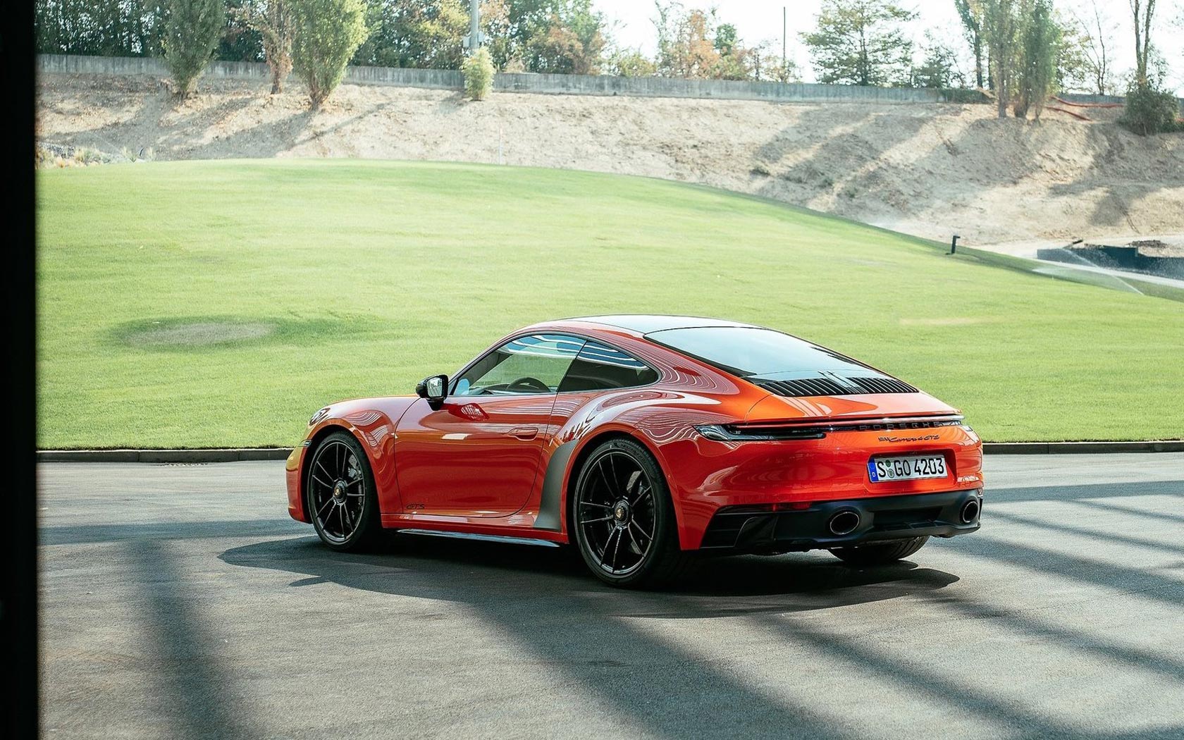  Porsche 911 GTS 