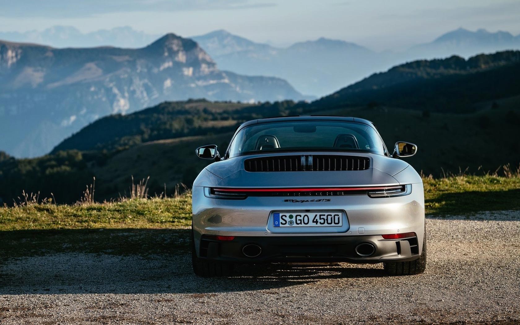  Porsche 911 GTS Targa 