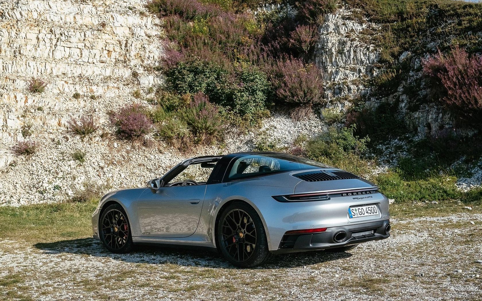  Porsche 911 GTS Targa 