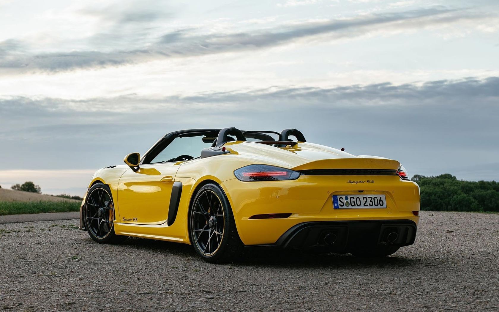  Porsche 718 Spyder RS 