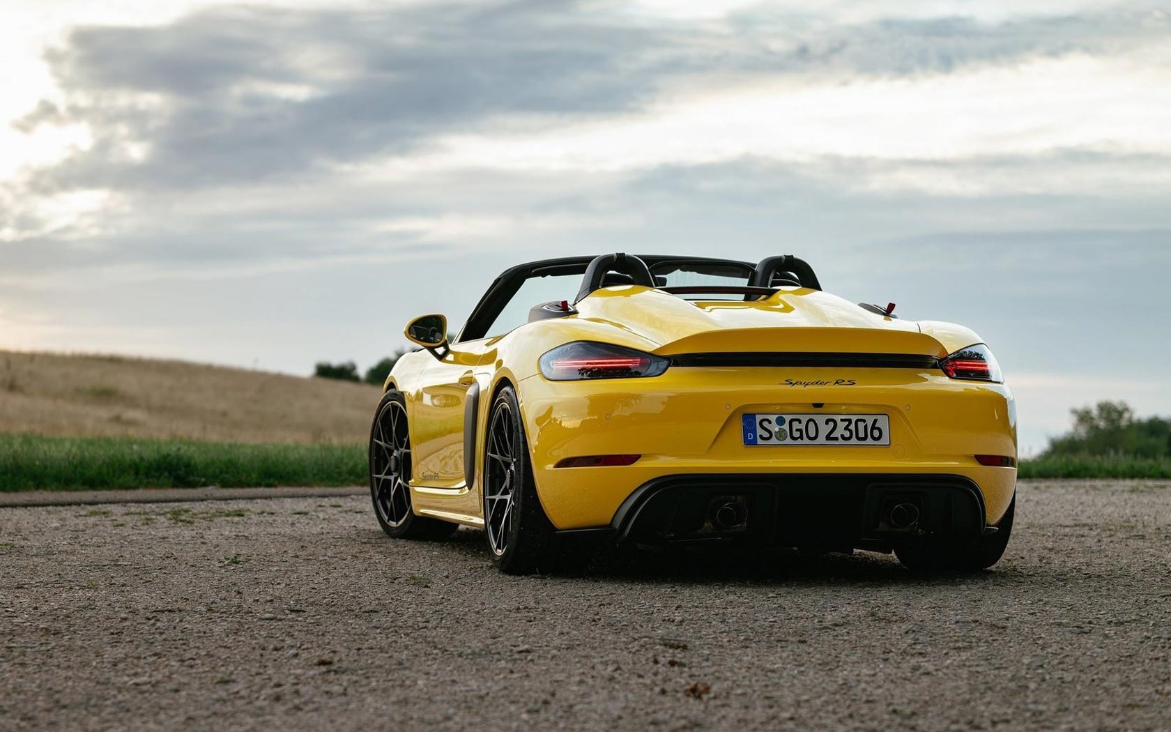  Porsche 718 Spyder RS 