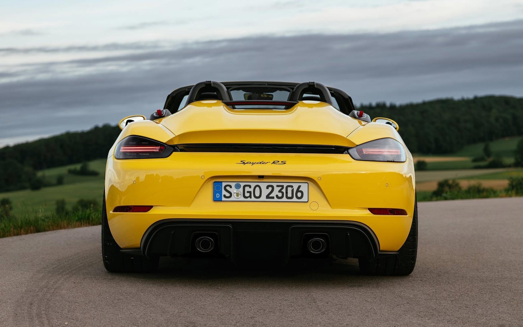  Porsche 718 Spyder RS 