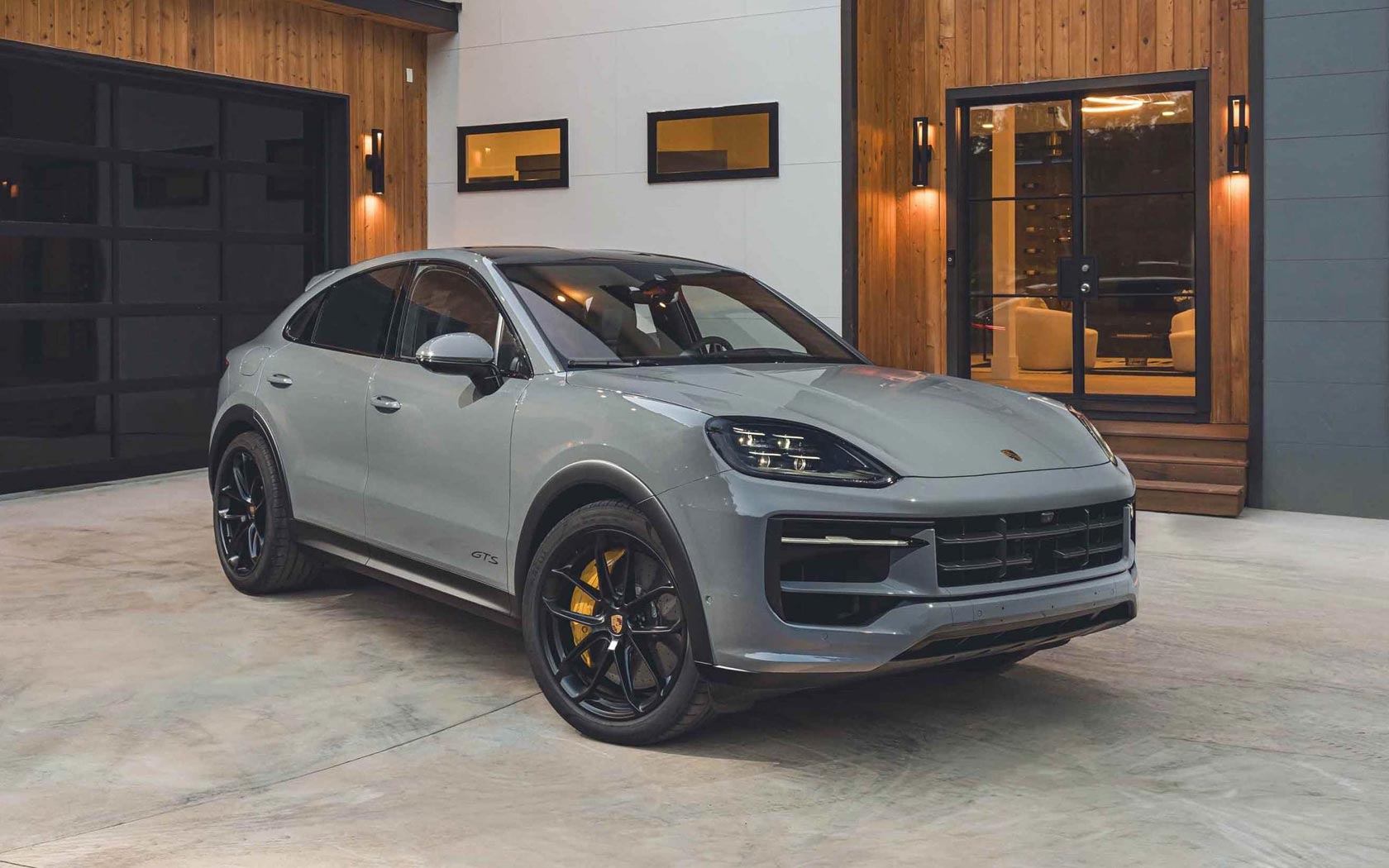  Porsche Cayenne GTS Coupe 