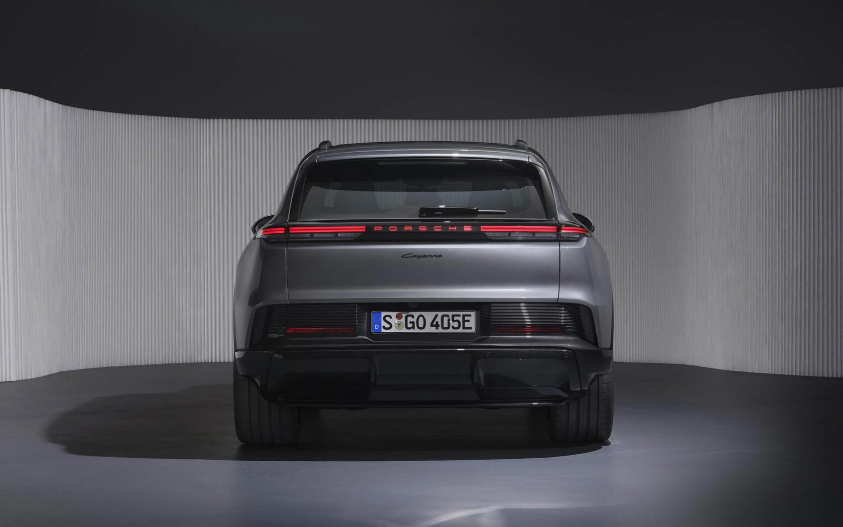 ���� Porsche Cayenne Electric 