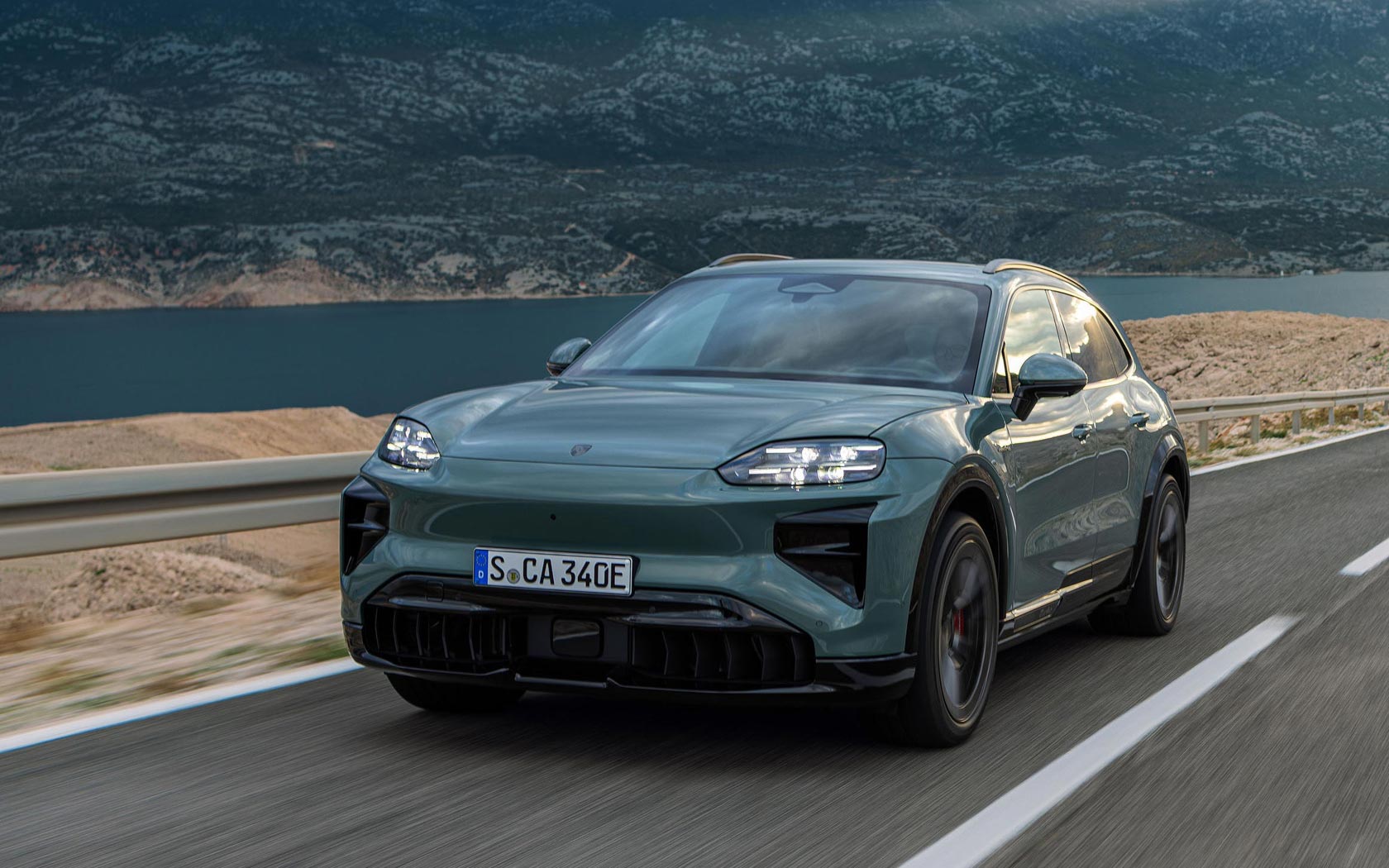 ���� Porsche Cayenne Electric 