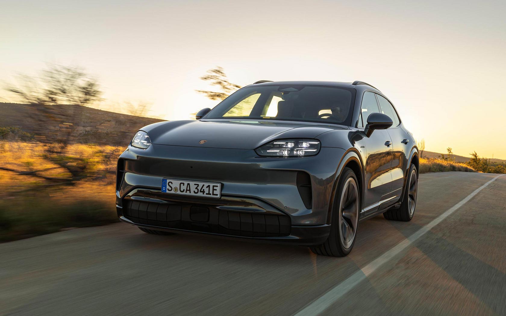 ���� Porsche Cayenne Electric 
