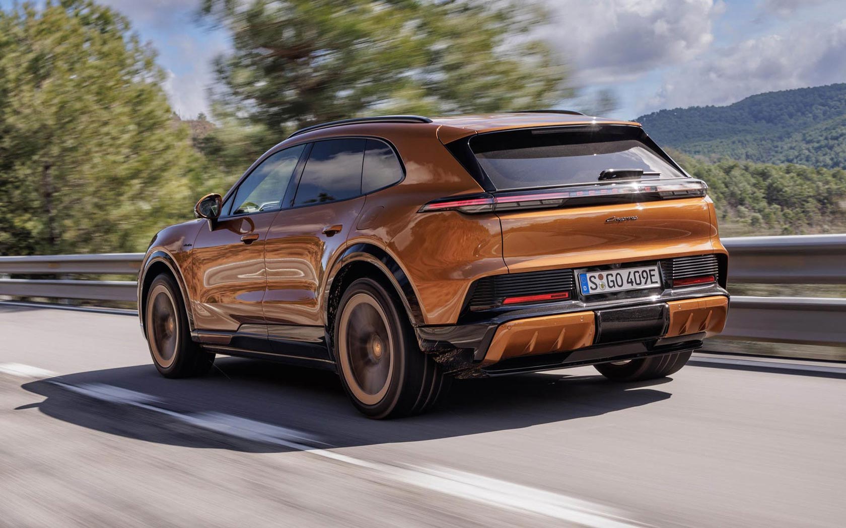 ���� Porsche Cayenne Electric 