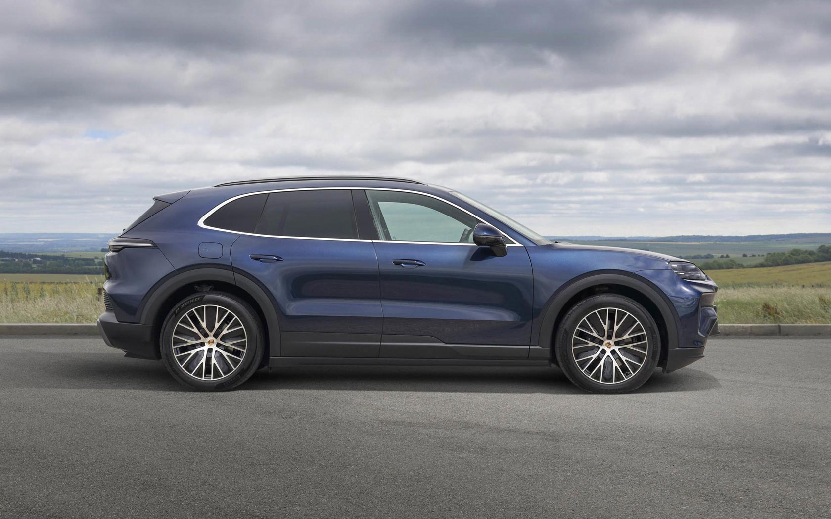 ���� Porsche Cayenne Electric 