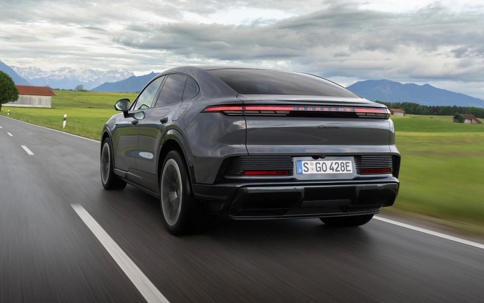���� Porsche Cayenne Coupe Electric 
