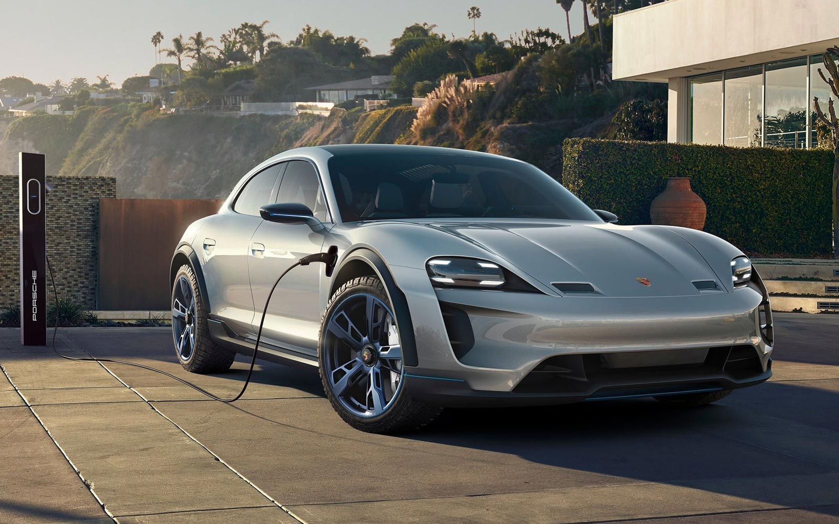  Porsche Mission E Cross Turismo Concept 